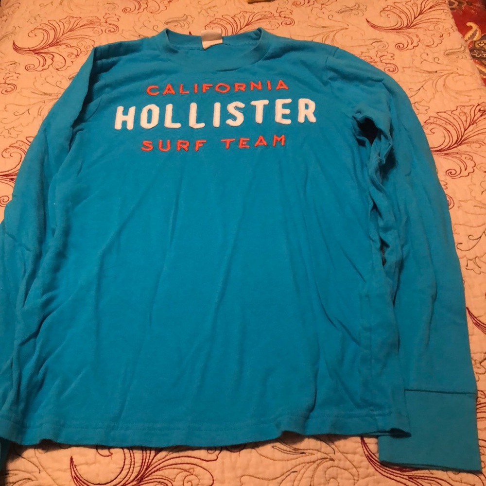 Hollister Long Sleeve TShirt